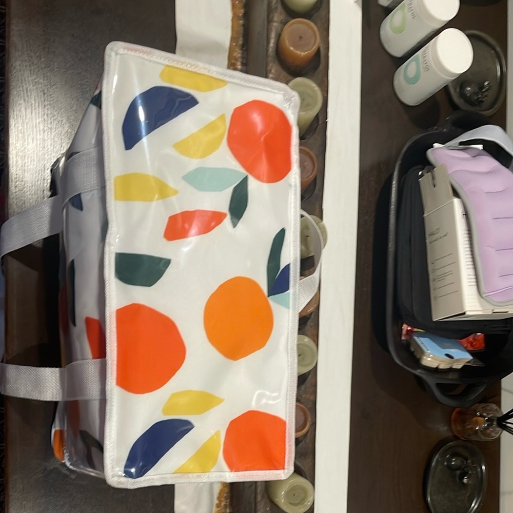 🌟🌟HOST PICK🌟🌟Kate Spade Multicolor Cooler Bag Large NWT - Picture 5 of 9
